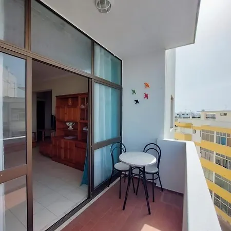 Coluna Mar Quarteira Exterior foto