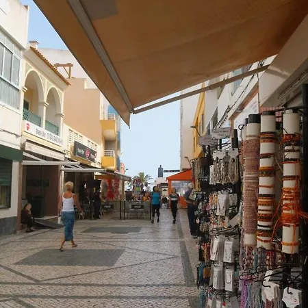 Coluna Mar Quarteira Exterior foto